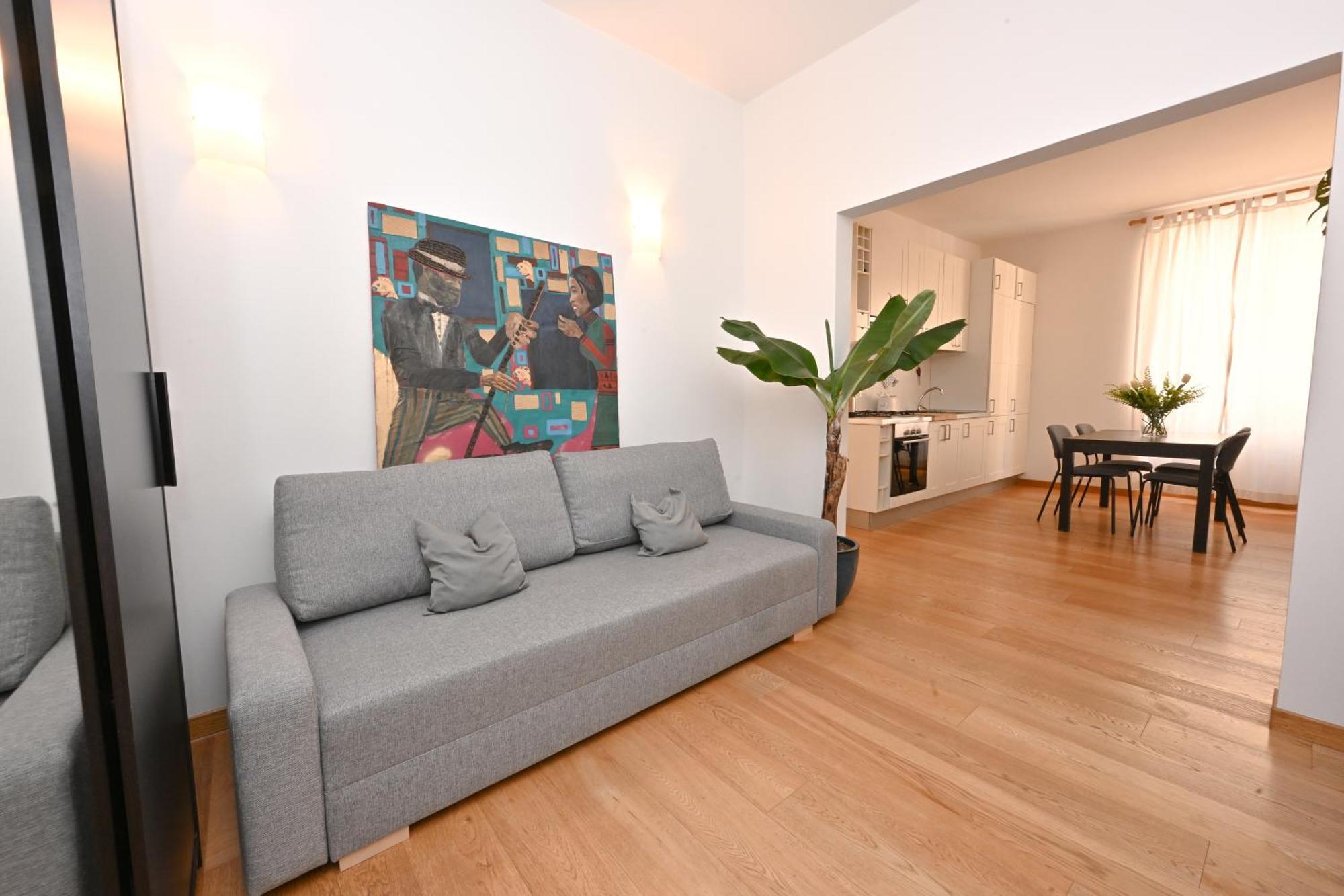Exclusive Ponte Vecchio Apartment Florence